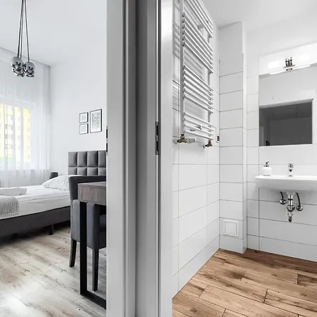 Studencki Dom Marynarza Korab *