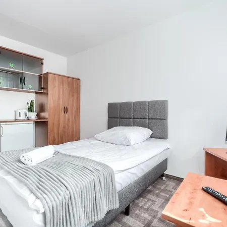 Studencki Dom Marynarza Korab Хостел