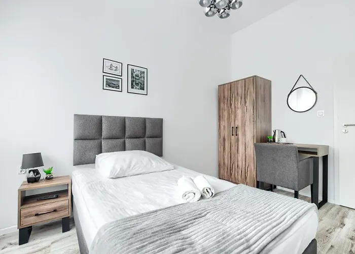 Хостел Studencki Dom Marynarza Korab *