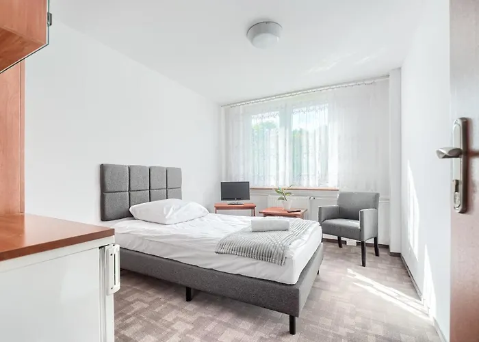 Hostel Studencki Dom Marynarza Korab *